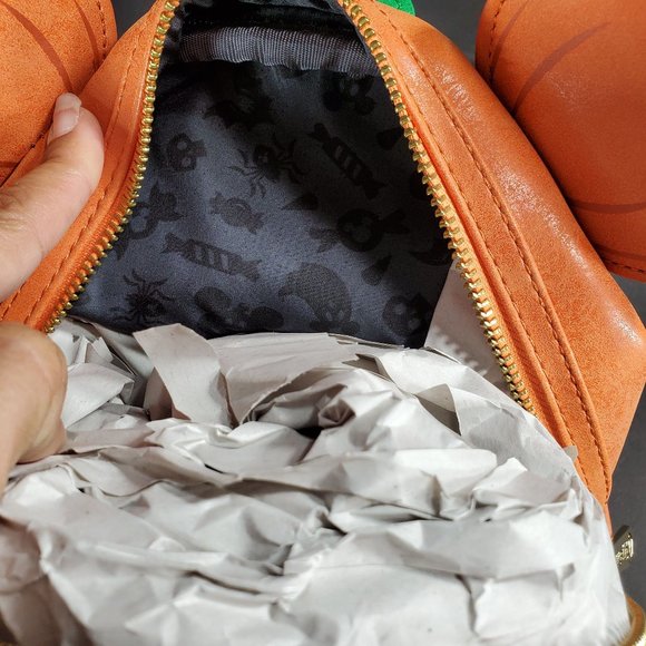 Disney Loungefly Orange Pumpkin Backpack - Picture 7 of 8